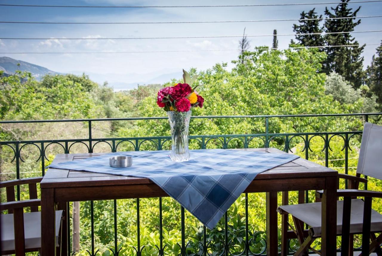 Villa Avra Dassia  Exteriör bild