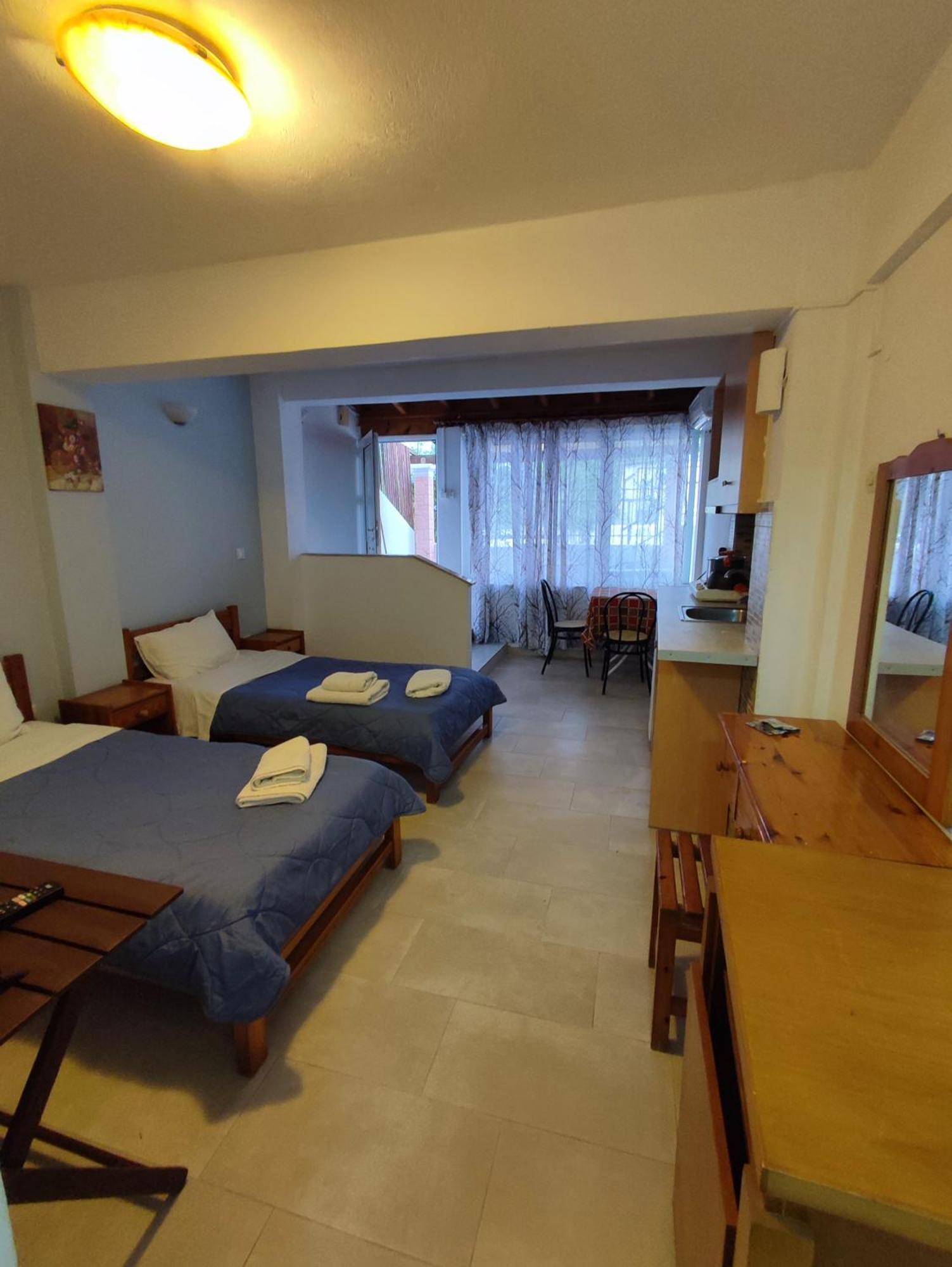 Villa Avra Dassia  Exteriör bild