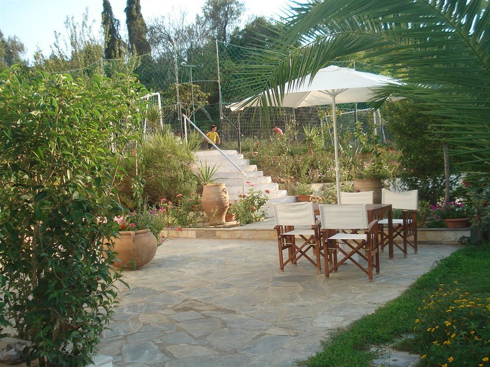 Villa Avra Dassia  Exteriör bild