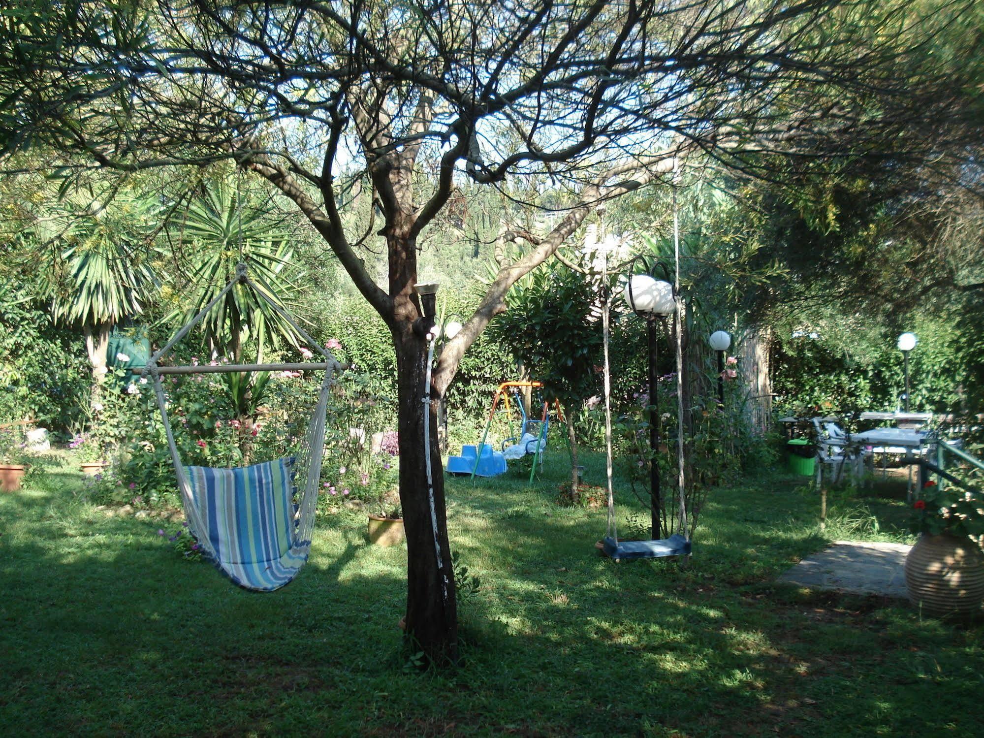 Villa Avra Dassia  Exteriör bild